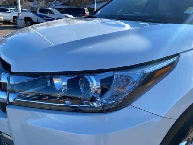 used 2017 Toyota Highlander car, priced at $26,890