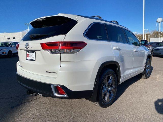 used 2017 Toyota Highlander car, priced at $26,890