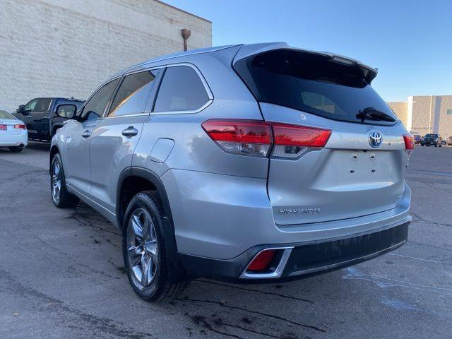 used 2019 Toyota Highlander Hybrid car, priced at $30,490