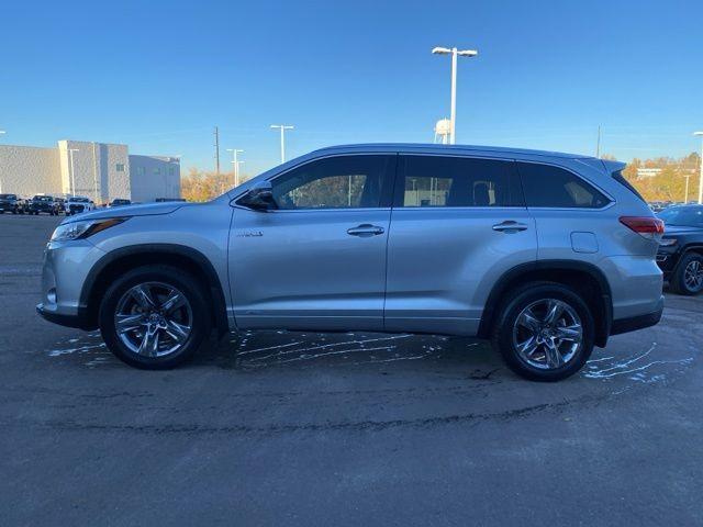 used 2019 Toyota Highlander Hybrid car, priced at $30,490