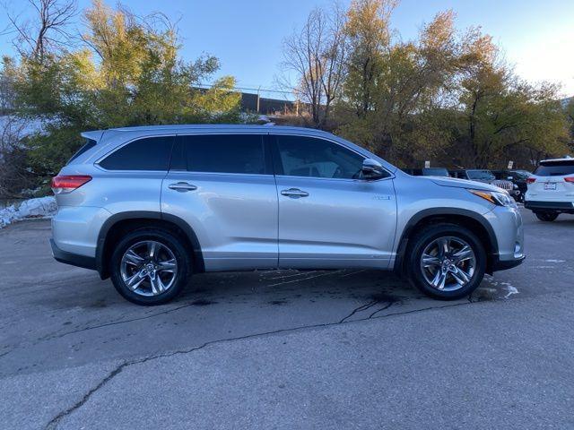 used 2019 Toyota Highlander Hybrid car, priced at $30,490