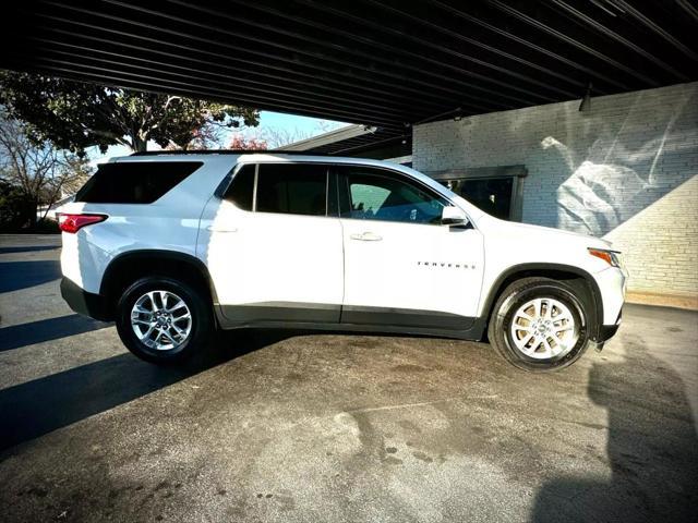 used 2020 Chevrolet Traverse car, priced at $17,500