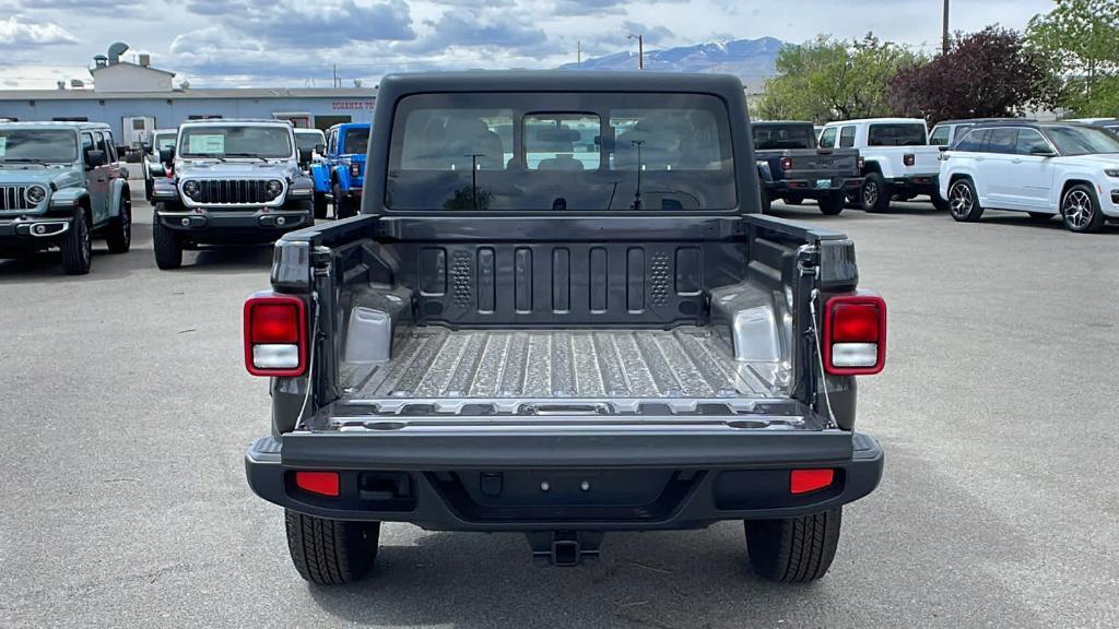 new 2024 Jeep Gladiator car, priced at $42,480