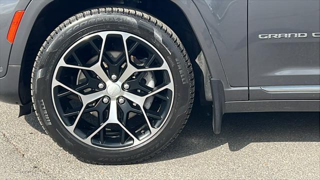 used 2022 Jeep Grand Cherokee car, priced at $49,980