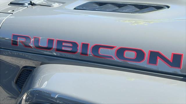 used 2020 Jeep Gladiator car, priced at $40,480