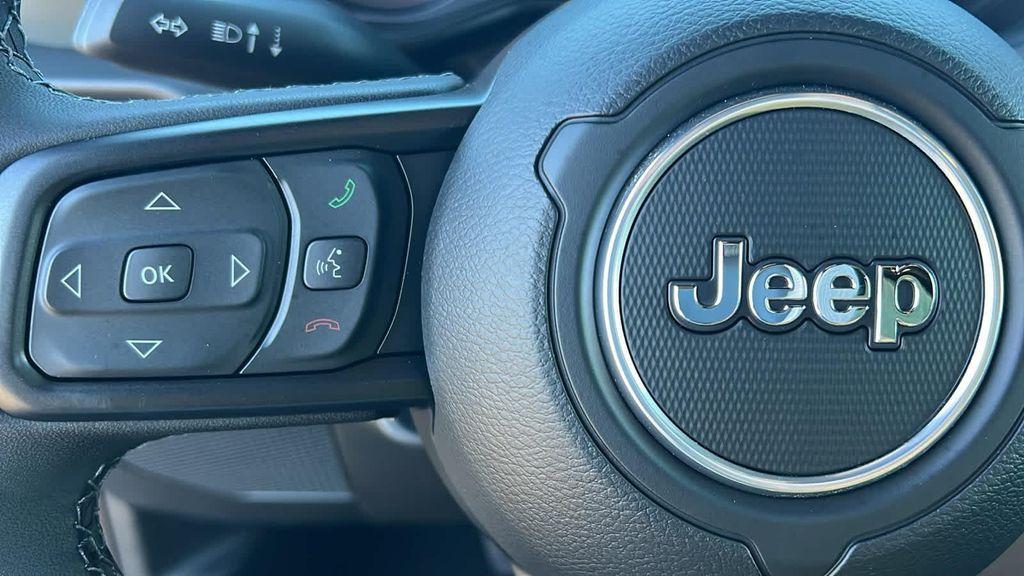 new 2025 Jeep Gladiator car, priced at $52,261