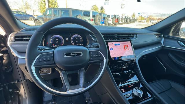 new 2025 Jeep Grand Cherokee car, priced at $51,980