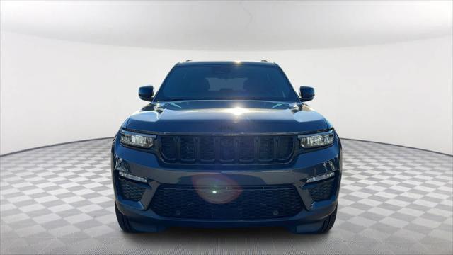 new 2025 Jeep Grand Cherokee car, priced at $51,980