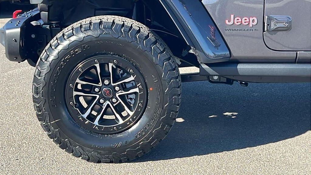 new 2026 Jeep Wrangler car, priced at $61,943