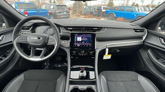 new 2025 Jeep Grand Cherokee car, priced at $43,880