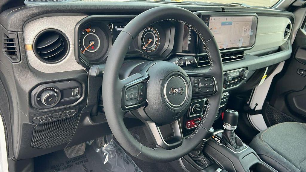 new 2025 Jeep Wrangler car, priced at $48,260