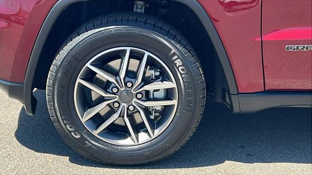 used 2022 Jeep Grand Cherokee car, priced at $28,780