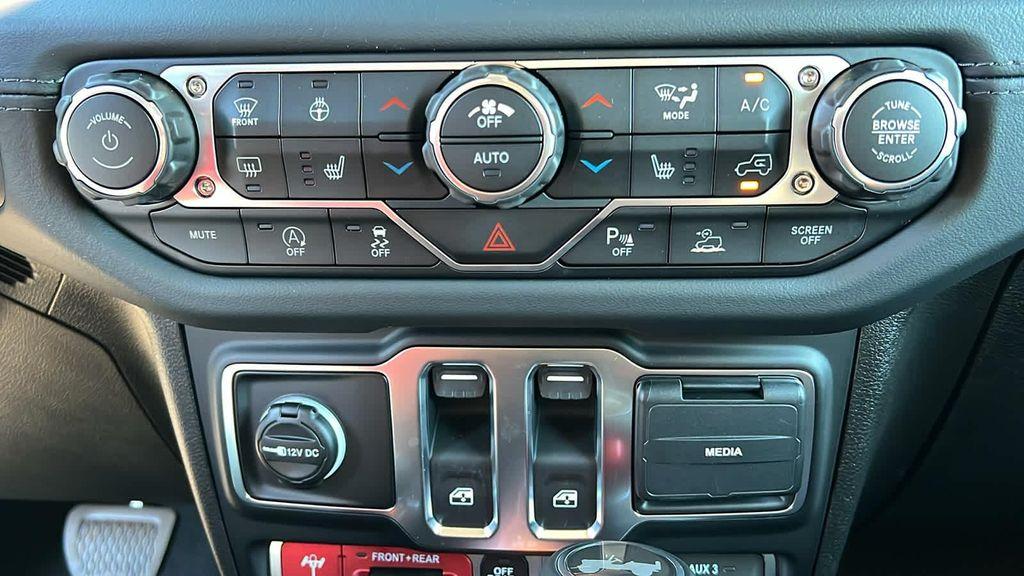 new 2026 Jeep Wrangler car, priced at $59,665