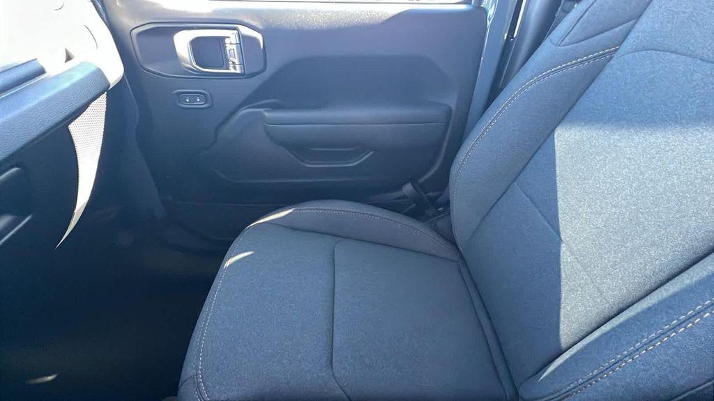 new 2026 Jeep Wrangler car, priced at $50,580