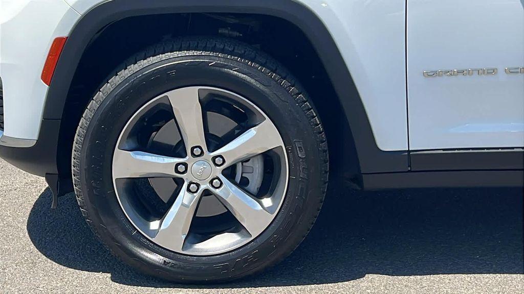 used 2022 Jeep Grand Cherokee L car, priced at $29,680