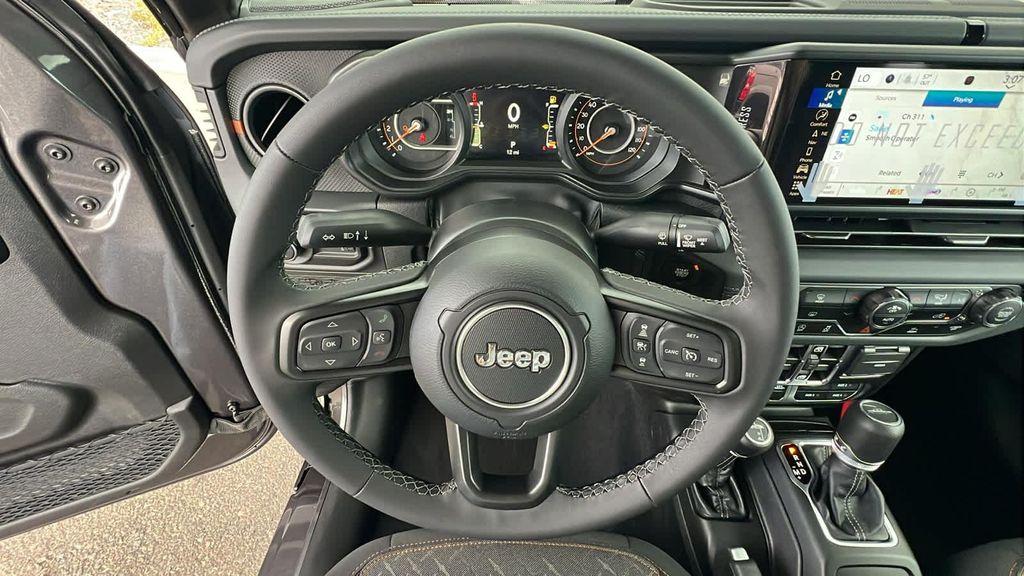 new 2025 Jeep Gladiator car, priced at $46,349