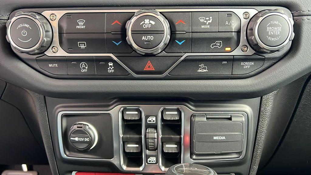 new 2025 Jeep Gladiator car, priced at $46,349