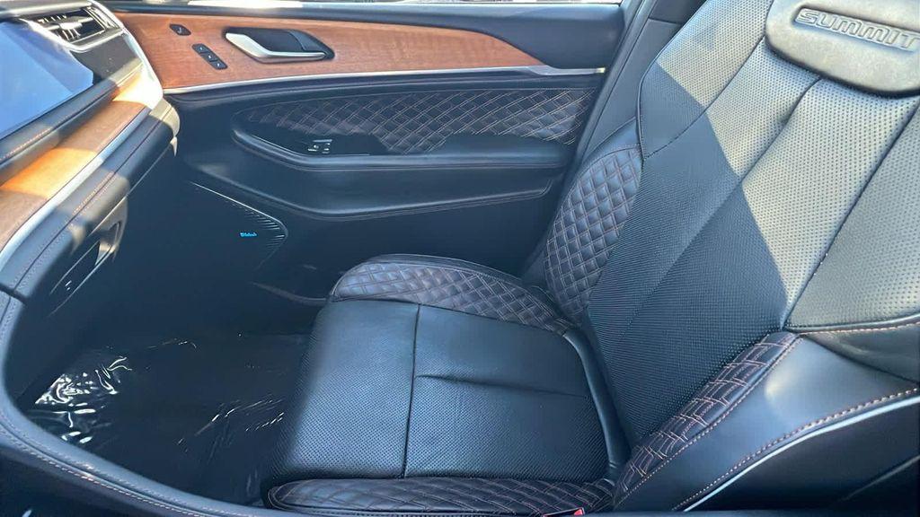 used 2022 Jeep Grand Cherokee 4xe car, priced at $45,980