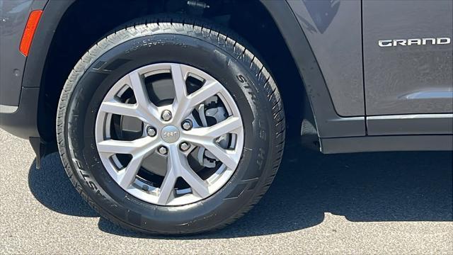 used 2022 Jeep Grand Cherokee L car, priced at $41,980