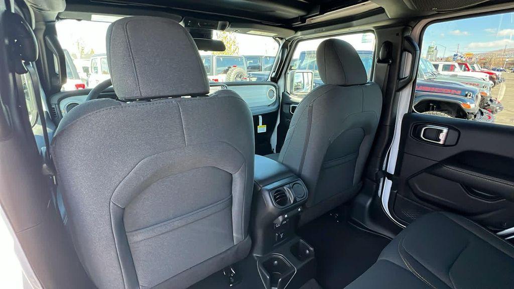 new 2025 Jeep Wrangler car, priced at $47,000