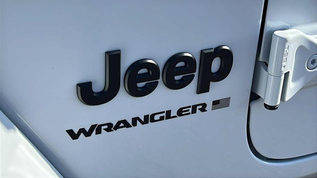 new 2025 Jeep Wrangler car, priced at $47,000