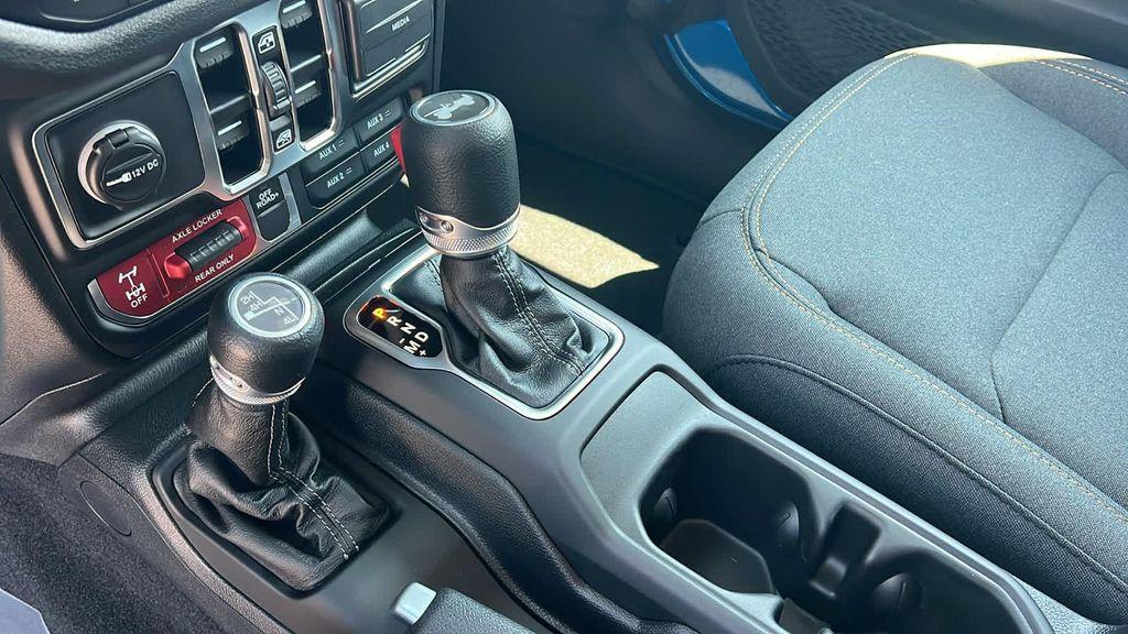 new 2025 Jeep Wrangler car, priced at $48,796