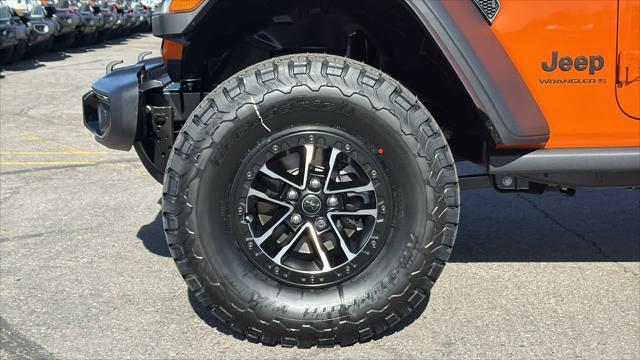 new 2025 Jeep Wrangler car, priced at $43,900