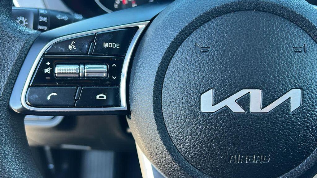 used 2023 Kia Seltos car, priced at $21,280
