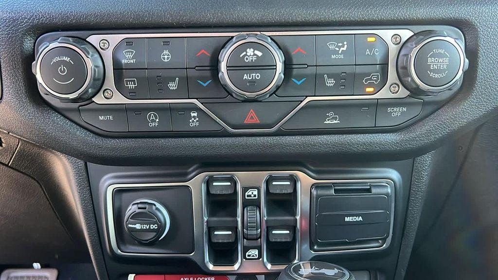 new 2026 Jeep Wrangler car, priced at $57,768