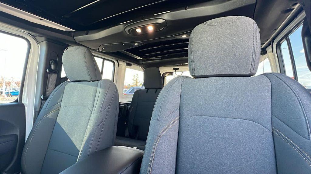 new 2026 Jeep Wrangler car, priced at $57,768