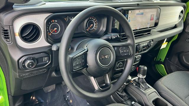 new 2025 Jeep Gladiator car, priced at $42,500