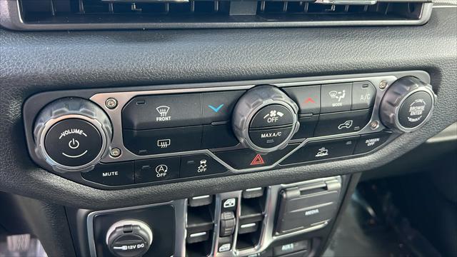 new 2025 Jeep Gladiator car, priced at $42,500