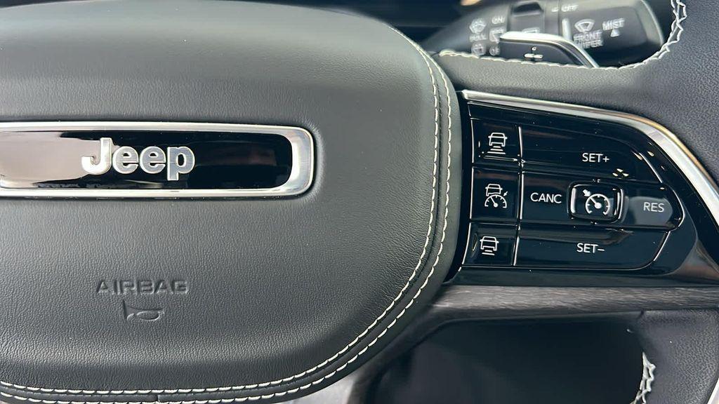 new 2025 Jeep Grand Cherokee L car, priced at $55,300