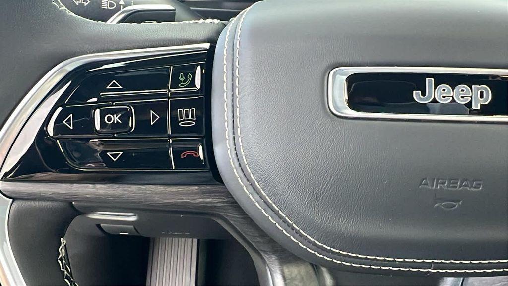 new 2025 Jeep Grand Cherokee L car, priced at $55,300