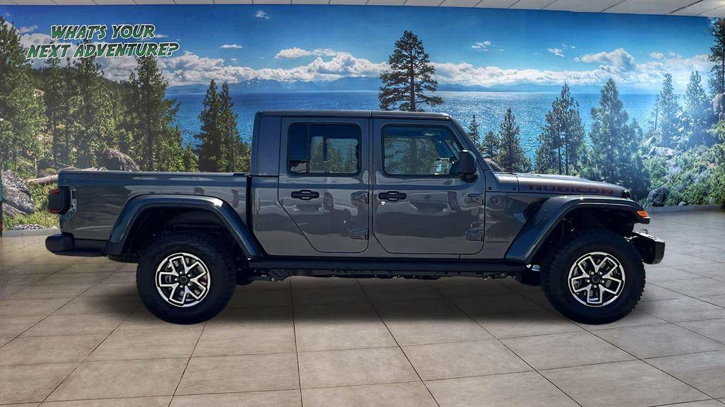new 2025 Jeep Gladiator car, priced at $50,400