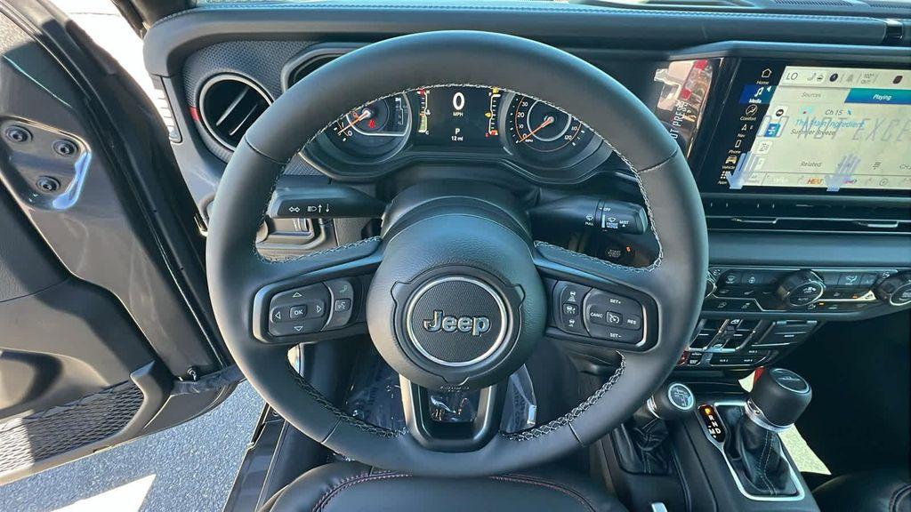 new 2025 Jeep Gladiator car, priced at $50,400