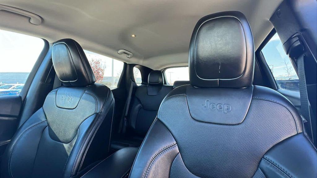 used 2023 Jeep Cherokee car, priced at $21,980