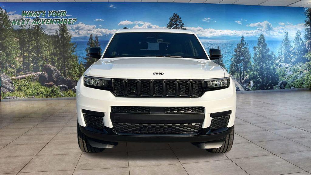 new 2025 Jeep Grand Cherokee L car, priced at $43,000