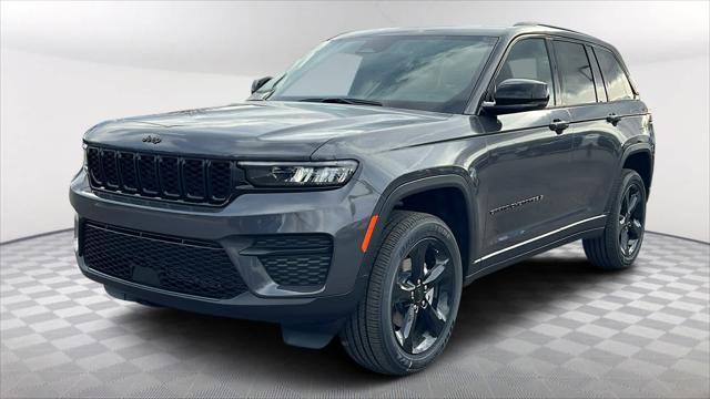 new 2025 Jeep Grand Cherokee car, priced at $43,780