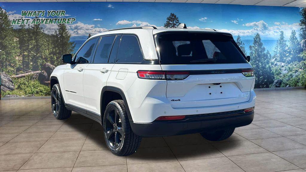 used 2023 Jeep Grand Cherokee car, priced at $31,980
