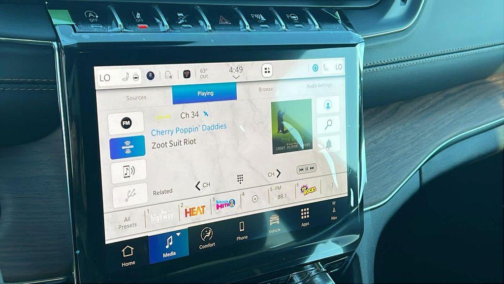 new 2025 Jeep Grand Cherokee car, priced at $62,308