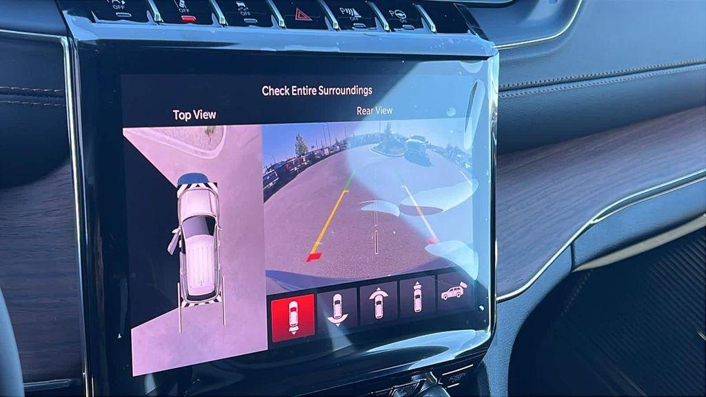 new 2025 Jeep Grand Cherokee car, priced at $60,350