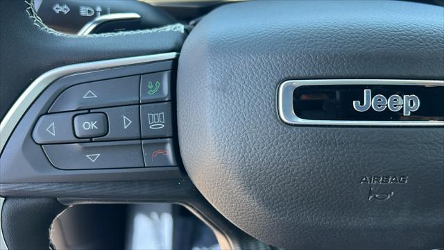 new 2025 Jeep Grand Cherokee L car, priced at $39,000