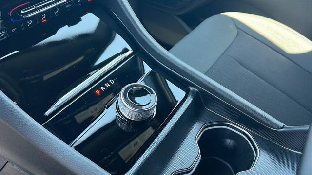 new 2025 Jeep Grand Cherokee L car, priced at $39,000