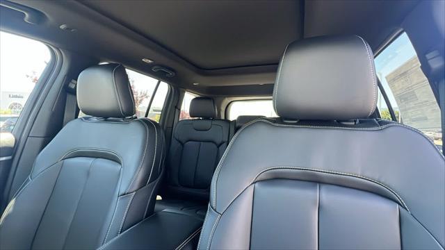 new 2025 Jeep Grand Cherokee car, priced at $49,400