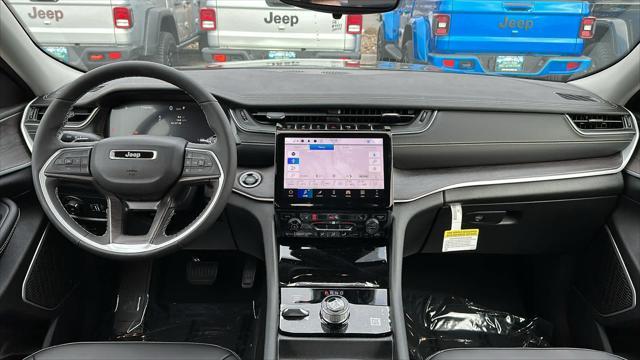 new 2024 Jeep Grand Cherokee car, priced at $48,800