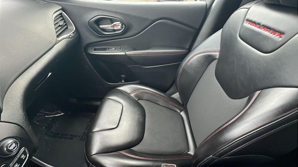 used 2022 Jeep Cherokee car, priced at $23,680