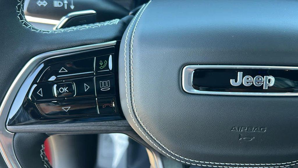 new 2025 Jeep Grand Cherokee L car, priced at $55,300
