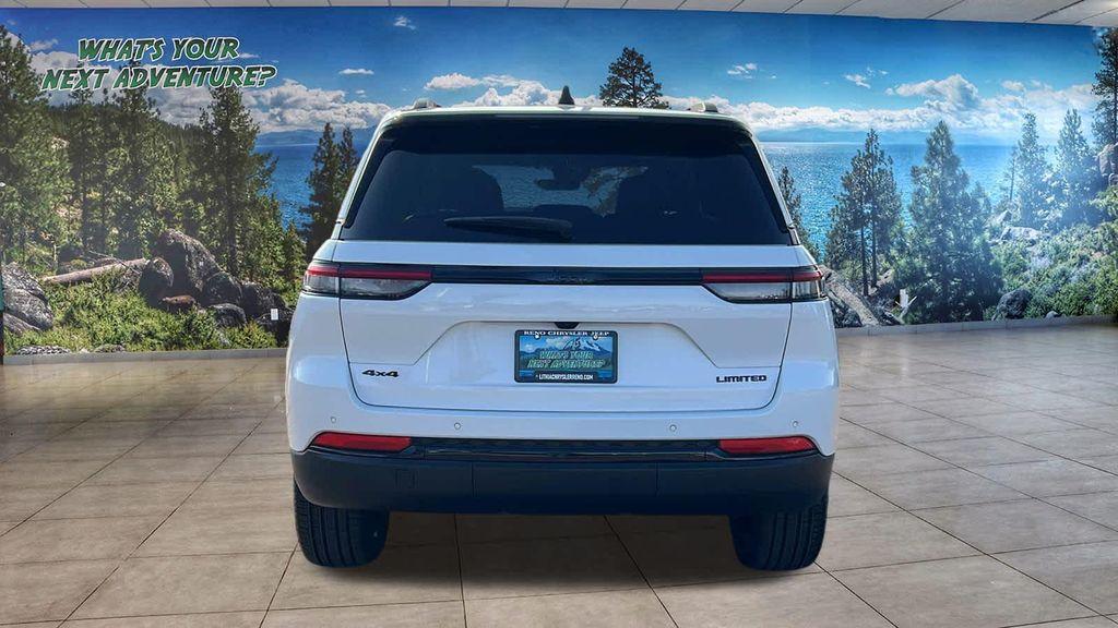 new 2025 Jeep Grand Cherokee car, priced at $48,250