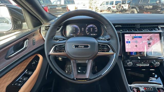 new 2025 Jeep Grand Cherokee car, priced at $62,000